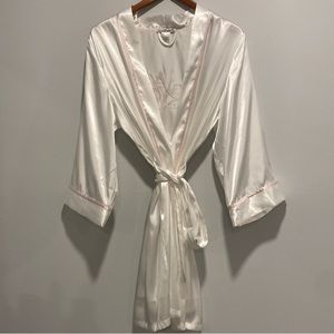 💍Linea Donatella White Satin Bride Robe